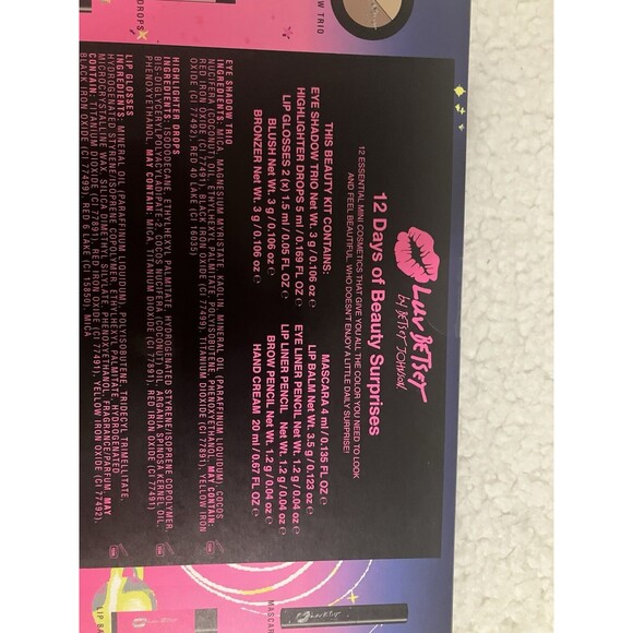 LUV BETSEY Beauty Calendar 12 Days Vegan Makeup Skincare Gift Box New Sealed - Picture 8 of 9